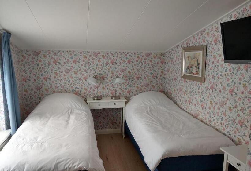 침실 2개 스위트, B&b De Blauwe Tulp