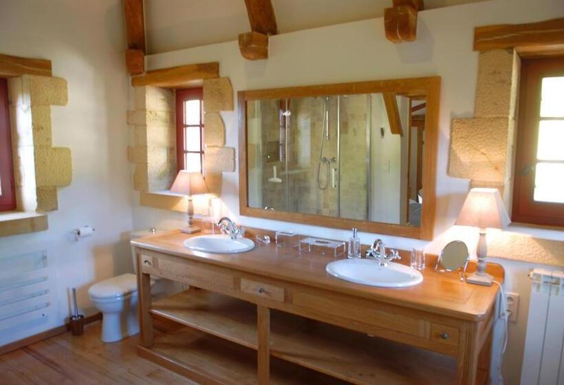 Номер Deluxe, Le Manoir Du Rocher