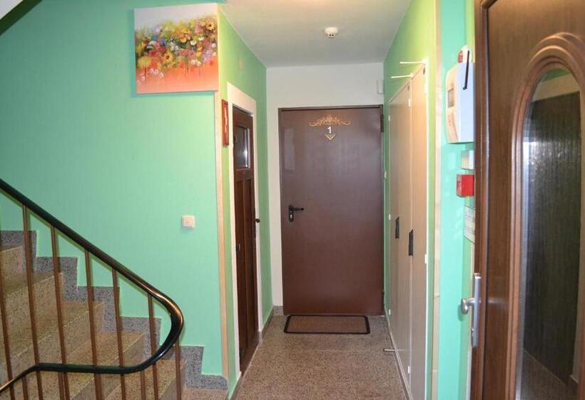 Трехместный Номер Superior, Apartment Holiday Lungötz