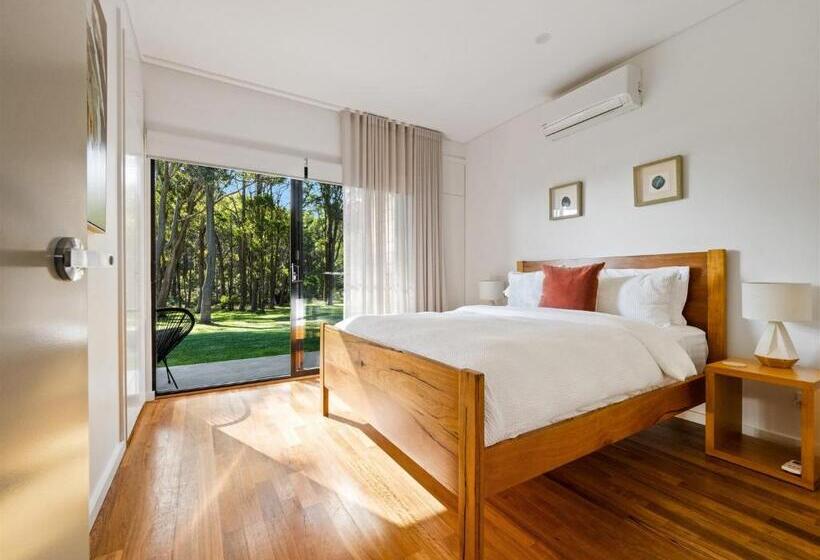 Студия Стандарт, Simala Retreat