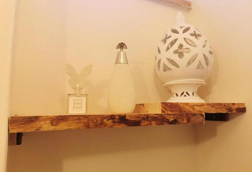 Полулюкс с Гидромассажем, Trullo Suite