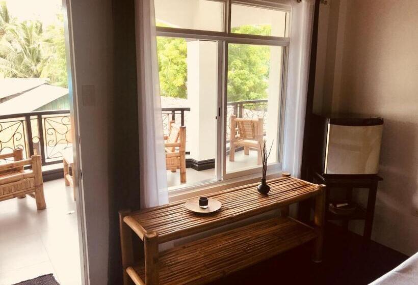 Номер Deluxe с Балконом, Everyday Sunday Formerly Carl S Island Inn