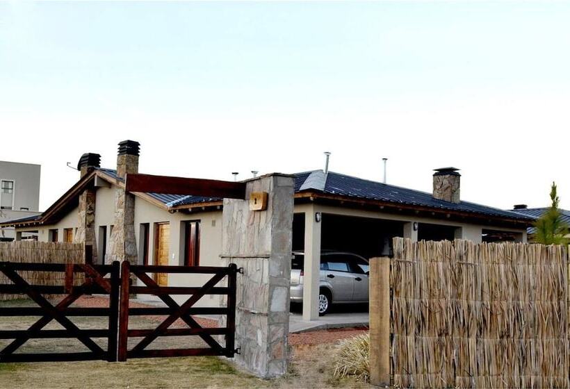 스탠다드 방갈로, Fuente Mayor Hotel & Casino