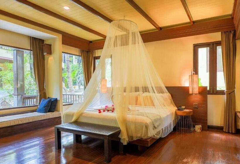 Номер Deluxe, Chantaramas Beach Resort, Koh Phangan