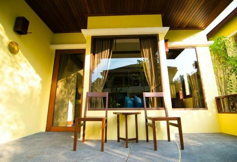 Номер Deluxe, Chantaramas Beach Resort, Koh Phangan
