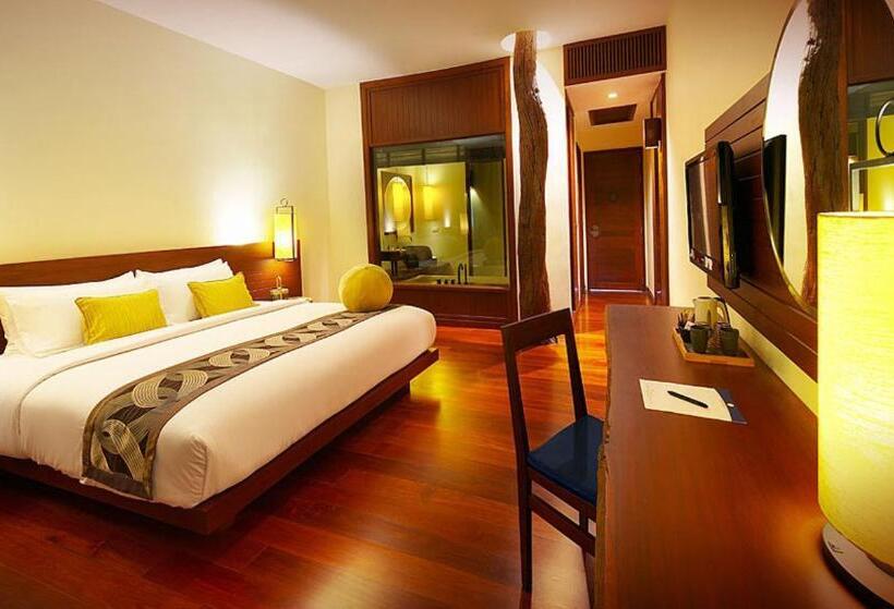 Номер Deluxe с Гидромассажем, Chantaramas Beach Resort, Koh Phangan