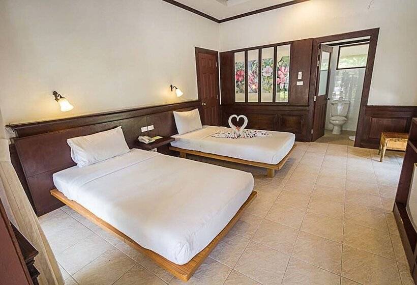 수피리어 방갈로, Coco Palm Beach Resort   Sha Extra Plus