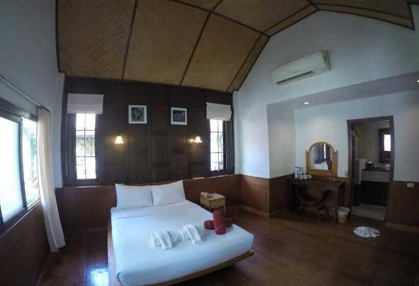디럭스 방갈로, Coco Palm Beach Resort   Sha Extra Plus