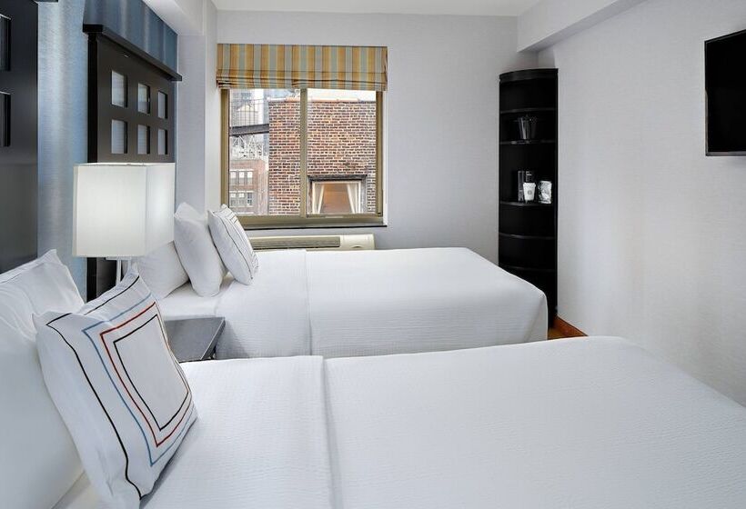 带2个双人床的标准工作室, Fairfield Inn & Suites By Marriott New York Manhattan/chelsea