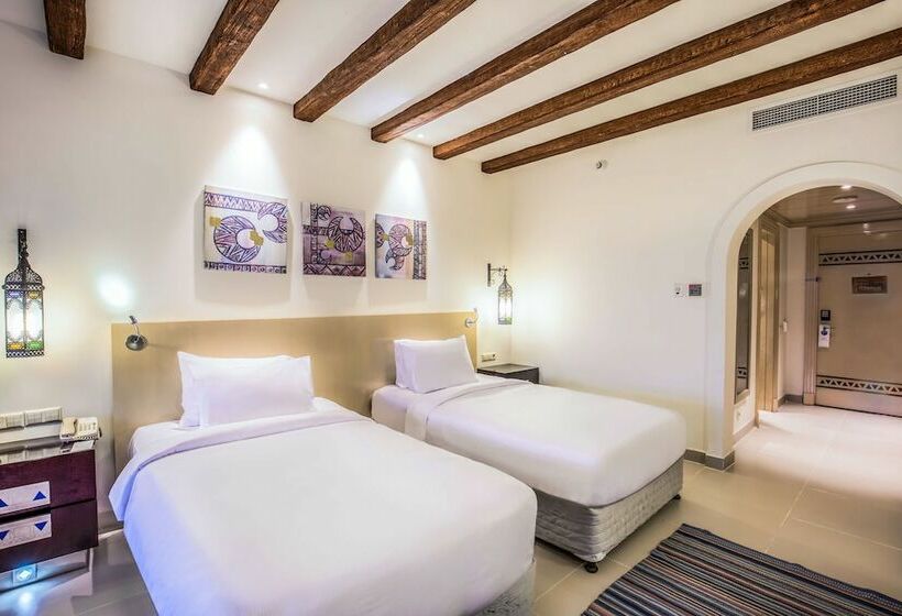 اتاق استاندارد با چشم‌انداز دریا, Hilton Marsa Alam Nubian Resort