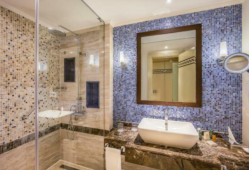 اتاق لوکس با چشم‌انداز باغ, Hilton Marsa Alam Nubian Resort