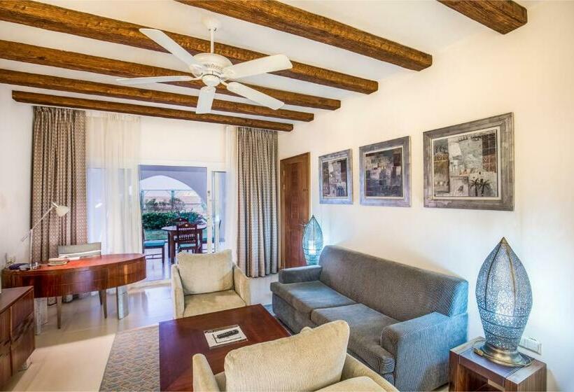 سوییت با چشم‌انداز باغ, Hilton Marsa Alam Nubian Resort