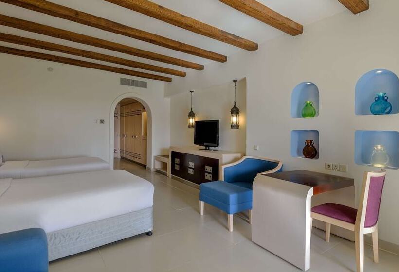 اتاق لوکس با چشم‌انداز باغ, Hilton Marsa Alam Nubian Resort