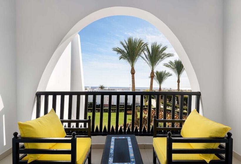 اتاق لوکس با چشم‌انداز دریا, Hilton Marsa Alam Nubian Resort