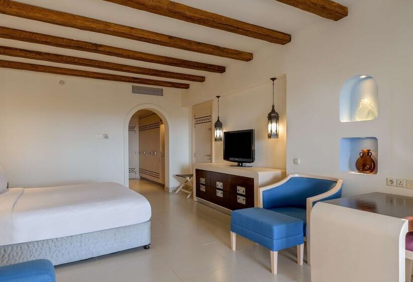 اتاق لوکس با چشم‌انداز باغ, Hilton Marsa Alam Nubian Resort