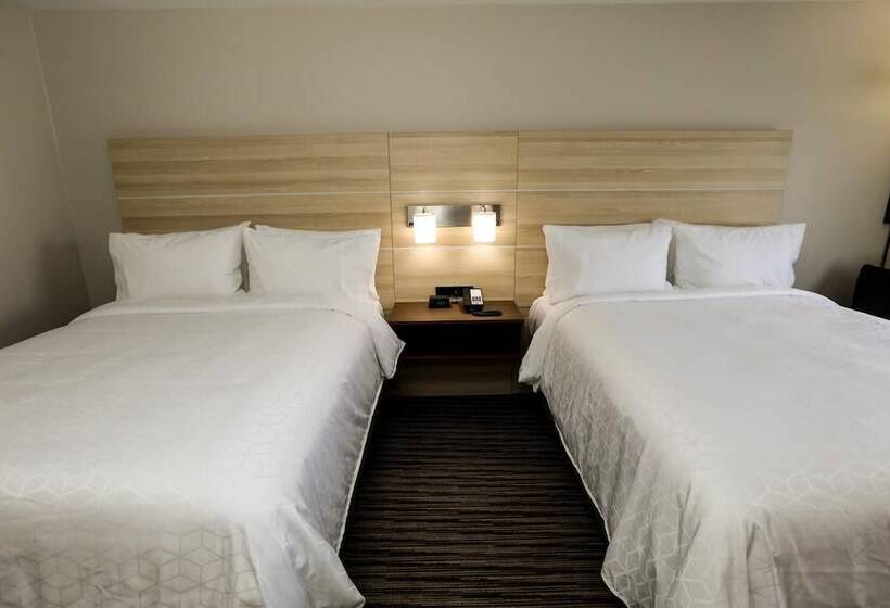 Номер Стандарт, Holiday Inn Express Hillsboro I 35, An Ihg