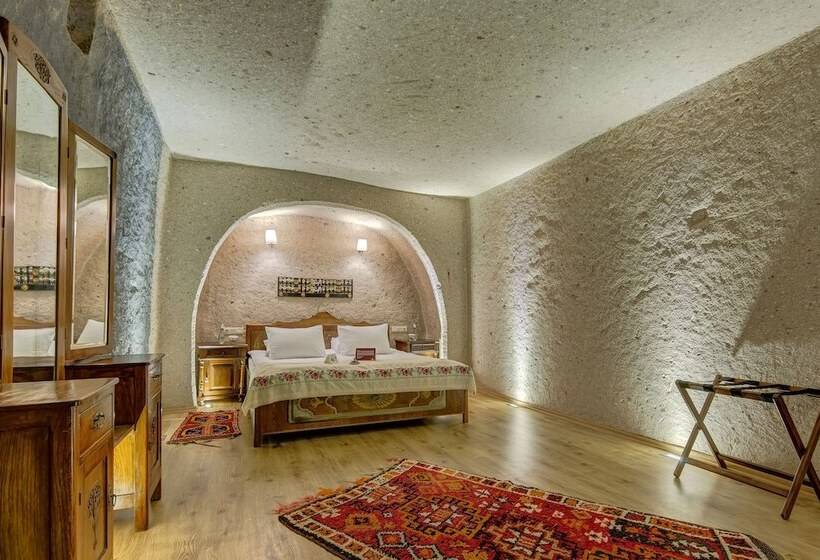 Family Suite, Taskonaklar