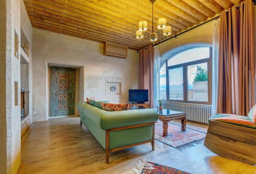 Family Suite, Taskonaklar