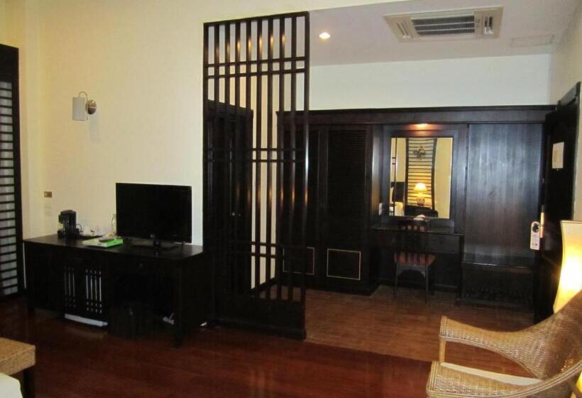 주니어 스위트, Wannara Hotel Hua Hin