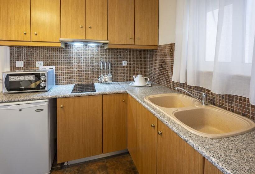 Апартаменты Комфорт 1 Спальня, Peridis Family Resort