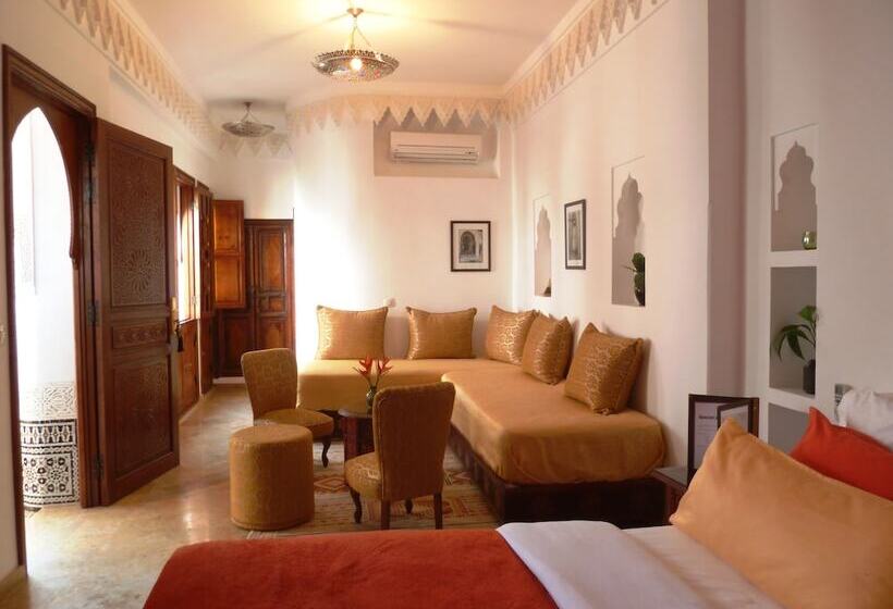 سوییت لوکس, Riad Viva