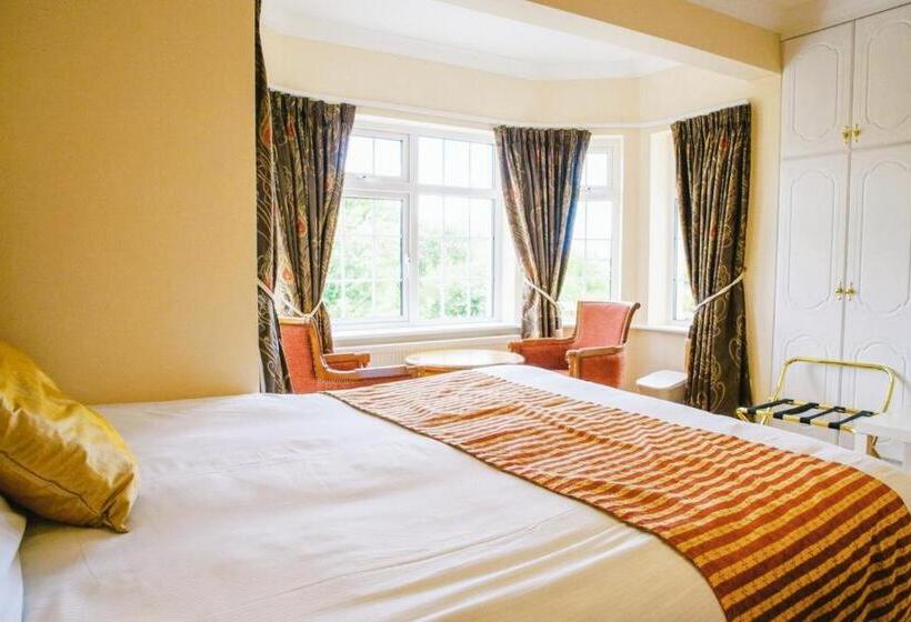Трехместный Номер Deluxe Вид на Сад, Rockfield Manor B&b, Knock