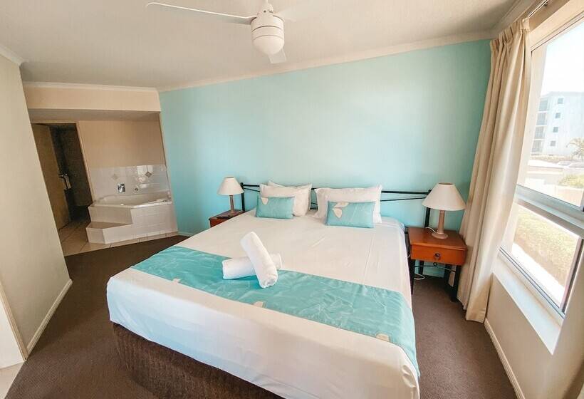 Апартаменты Ejecutiva 3 Спальни, Bargara Blue Resort
