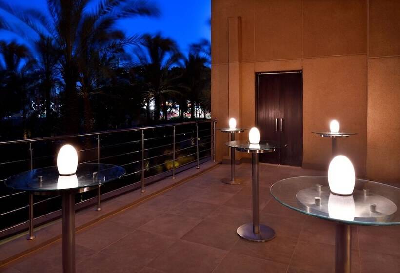 اتاق اجرایی, Sankara Nairobi, Autograph Collection