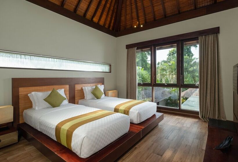Вилла 3 Спальни с Бассейном, Le Jardin Villas Seminyak