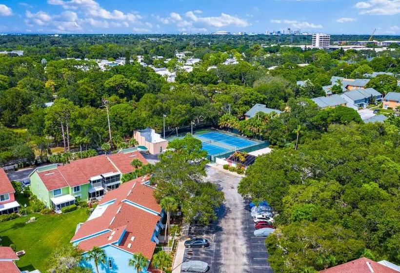 דירת שלושה חדרים, Spacious Coastal Haven 3bd Condo