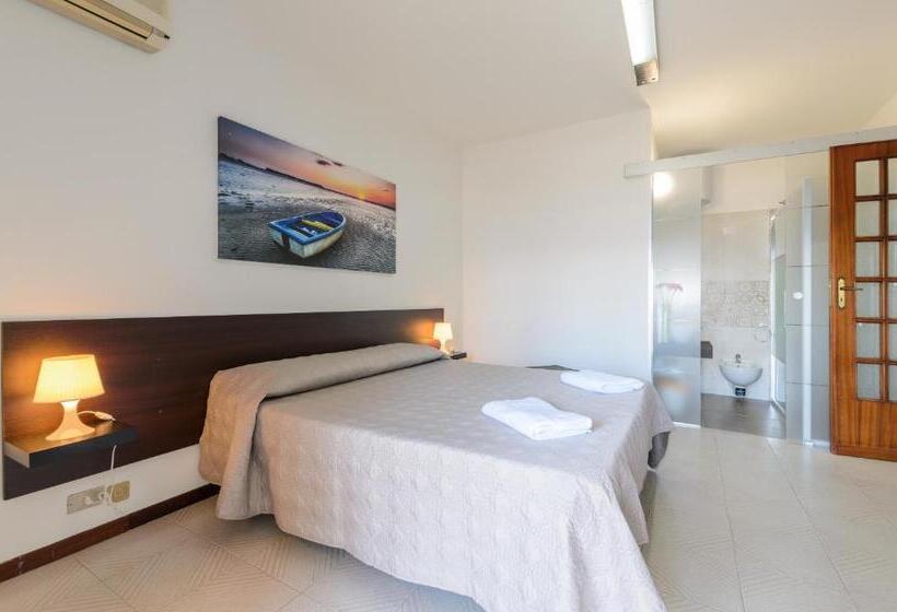 اتاق استاندارد با چشم‌انداز دریا, Marina D Agrò Residence