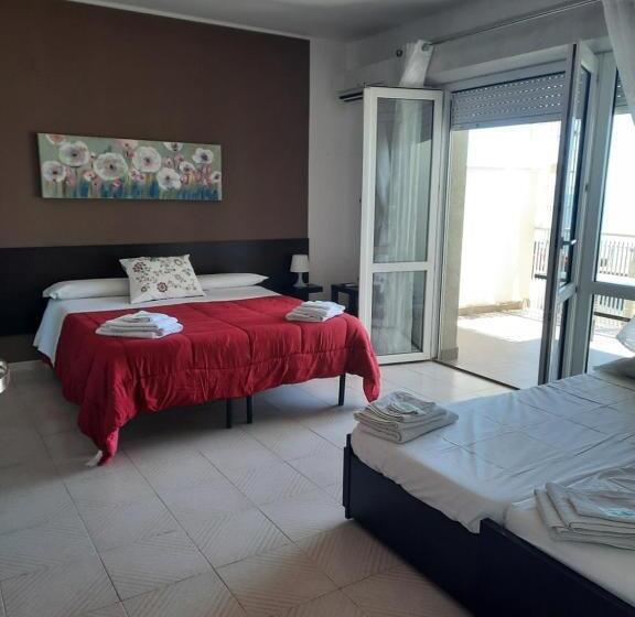 اتاق استاندارد چهار تخته با چشم‌انداز دریا, Marina D Agrò Residence