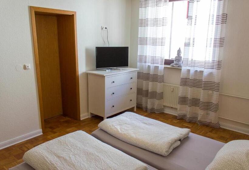 Номер Стандарт, Pension Wesertal