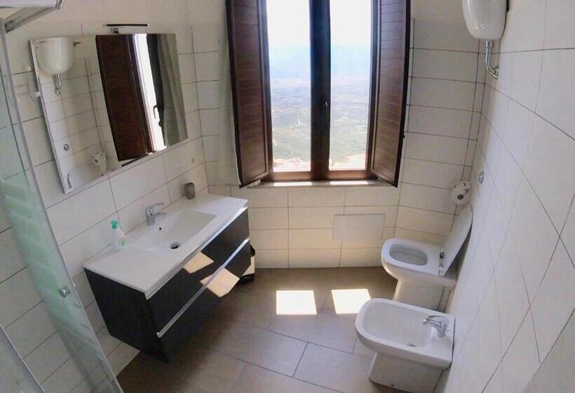 Номер Стандарт Совместная Ванная, Serraenna Bedrooms