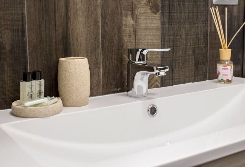 اتاق استاندارد چهار تخته, B&b Civico 41 Salerno