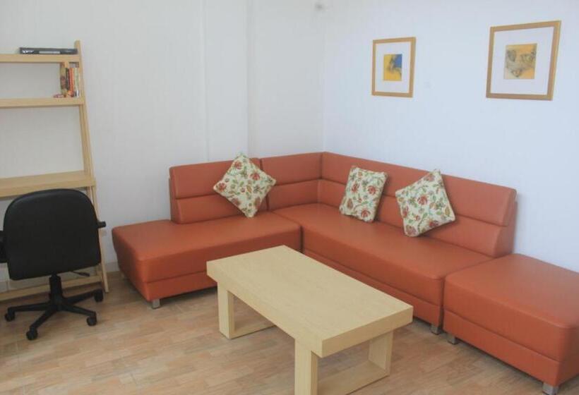 Номер Deluxe, Aurora Guest House