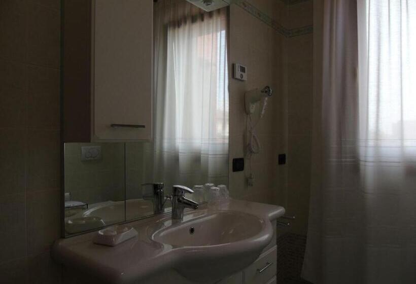 스탠다드 룸, Ai Cipressi B&b