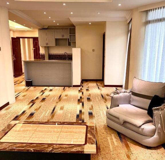 2 Schlafzimmer Apartment, De Leopol