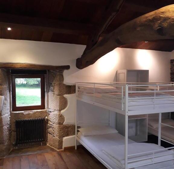 Четырехместный Номер Стандарт, Albergue O Xistral