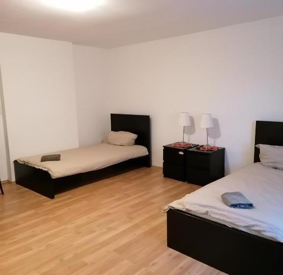 Номер Стандарт, Löwen Unterkunft Braunschweig