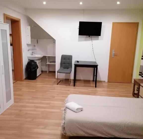 Номер Стандарт, Löwen Unterkunft Braunschweig
