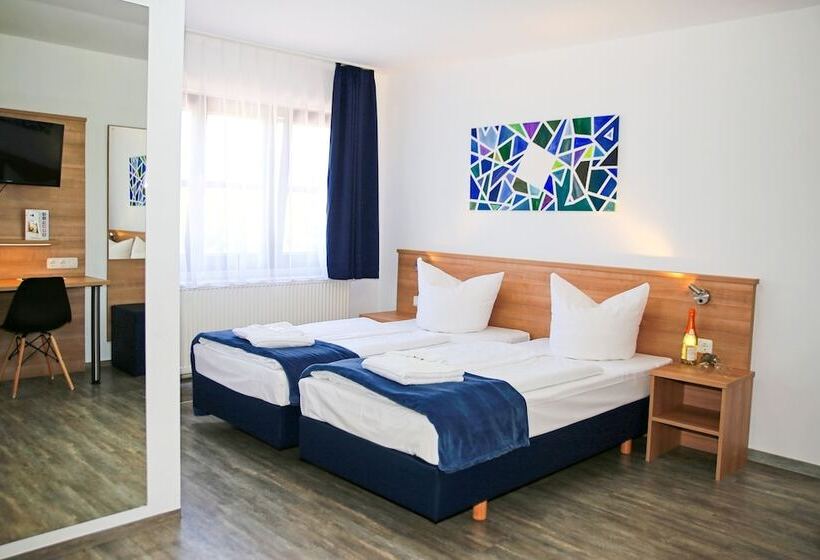 Номер Economy, Sunny Hotel Straubing