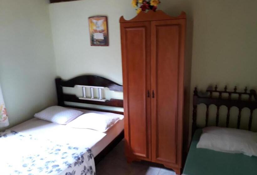 سوییت خانوادگی, Suítes Dona Ilda