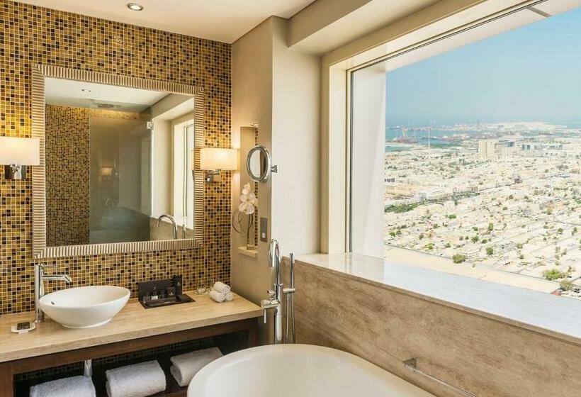 带大床的高级房间, The Tower Plaza Hotel Dubai
