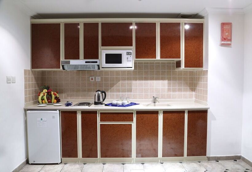 Люкс, Landmark Suites Jeddah