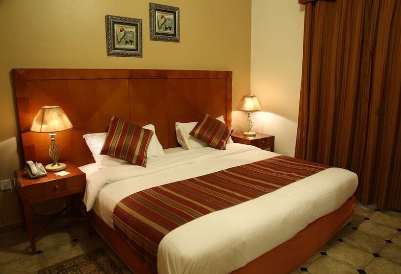 Люкс 3 Спальни, Landmark Suites Jeddah