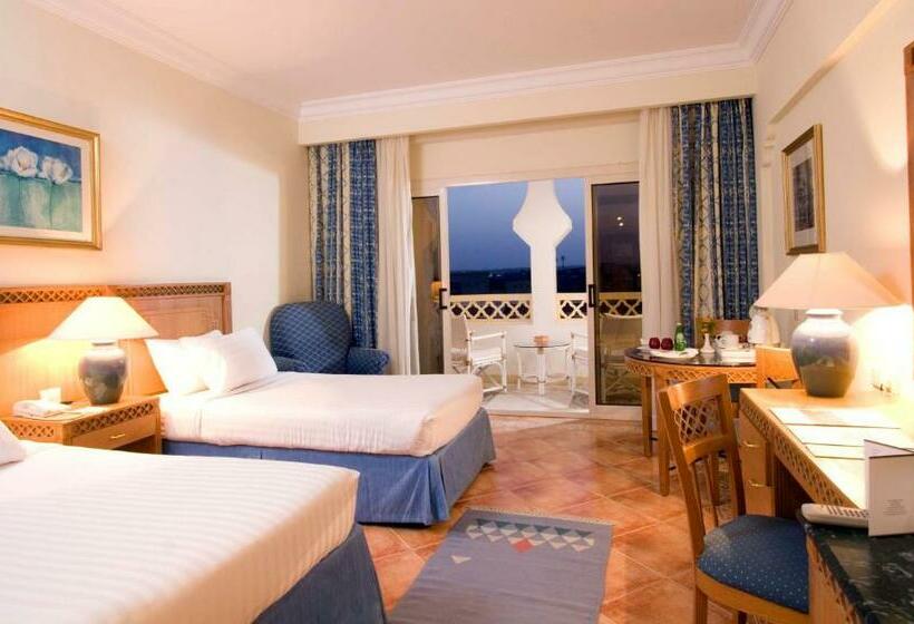 اتاق استاندارد با چشم‌انداز باغ, Old Palace Resort Sahl Hasheesh