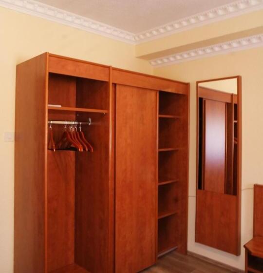 اتاق استاندارد یک نفره, Gaststätte Schwenksaal