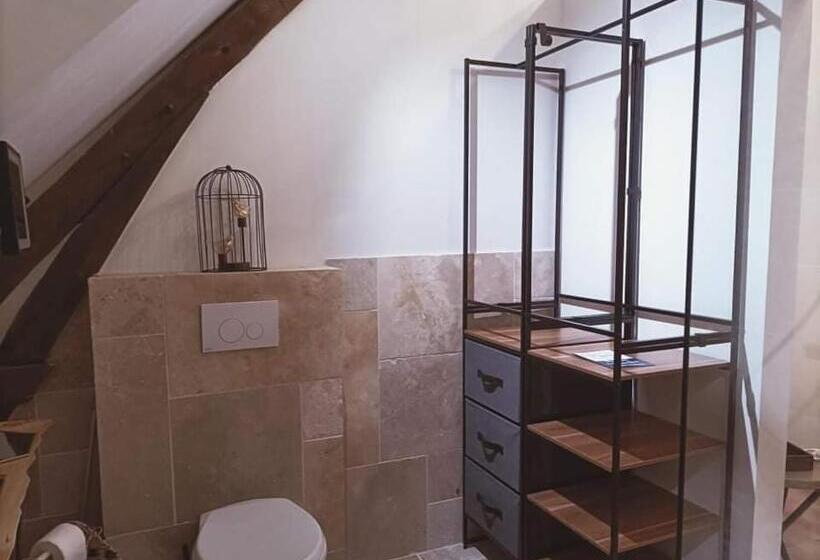 Номер Deluxe с Балконом, La Maison Bleue