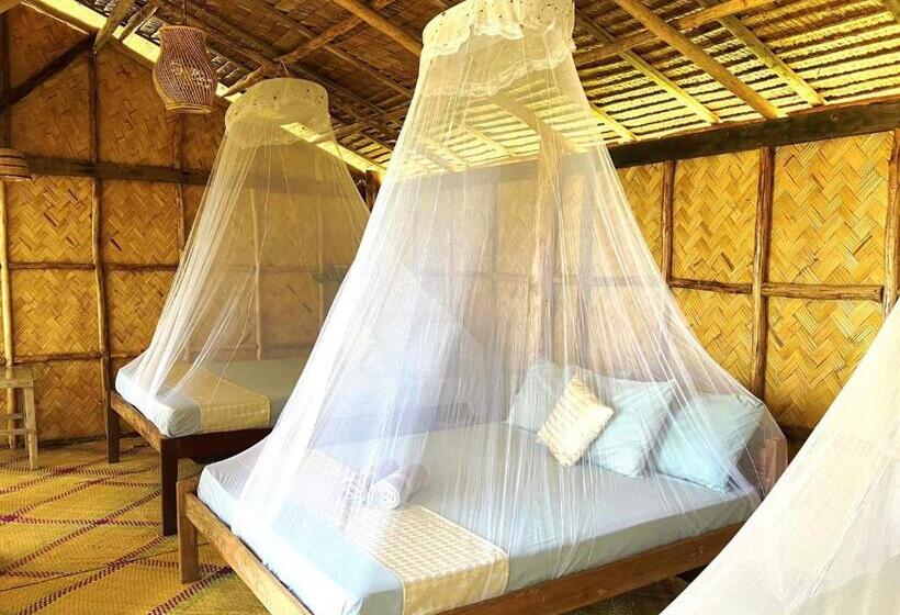 Трехместный Номер Deluxe Вид на Море, Prince John Beachfront Eco Bungalows And Restaurant